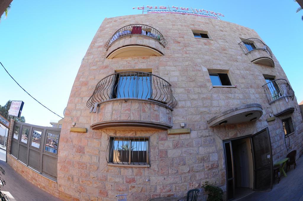 Faulty Towers Hotel Eilat Ngoại thất bức ảnh
