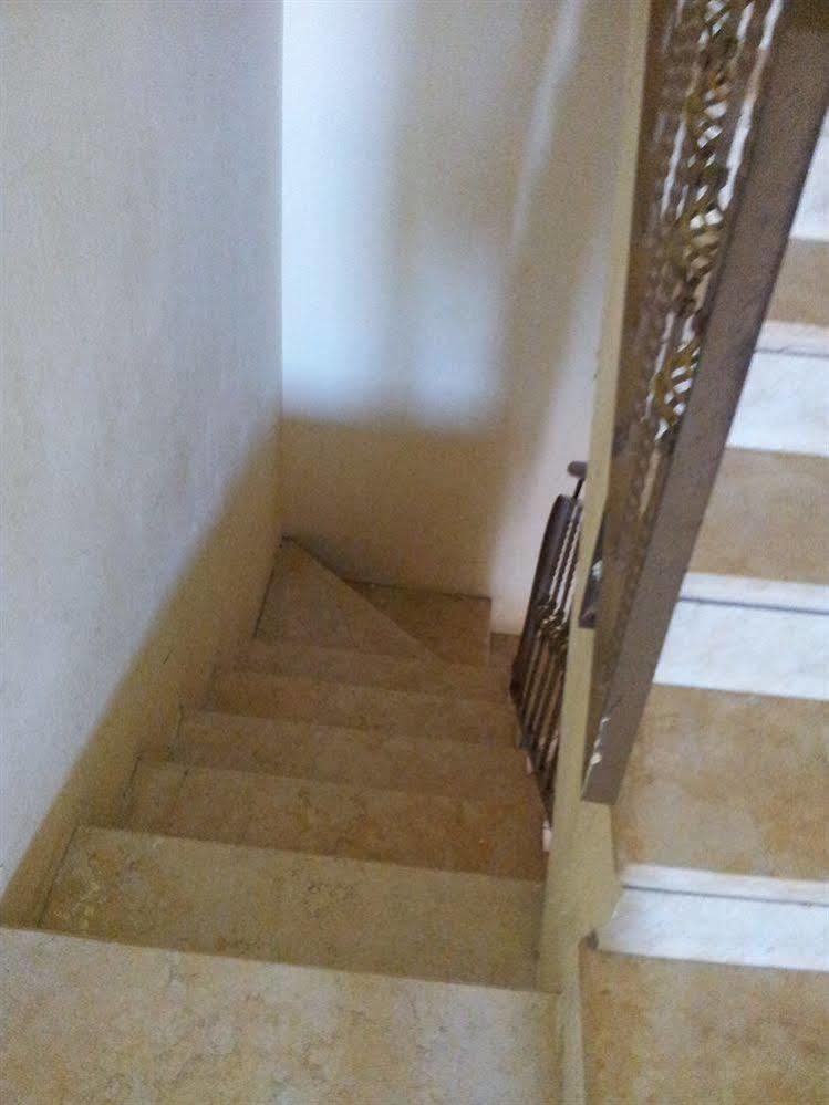 Faulty Towers Hotel Eilat Ngoại thất bức ảnh